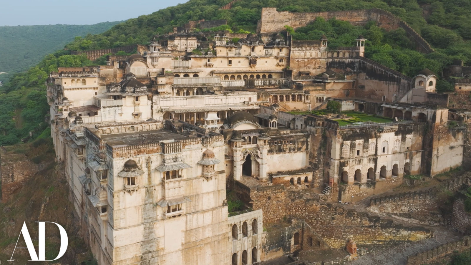 This 16th-Century Palace is One of India’s Hidden Treasures
